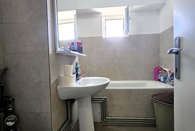 Vanzare apartament 2 camere, zona Margeanului / Buzoieni / centrala / comision 0 - 8