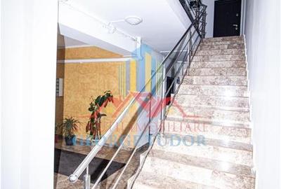 Ap. 3 camere, 79 mp,parcare privata, Str. Ciresar 26, Prelungirea Ghencea- Braga - 35