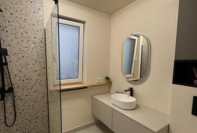 Apartament 2 camere balcon si parcare zona Strand - 12