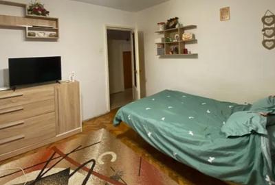 Apartament 2 camere+balcon,decomandat /ideal investitie/zona Mehedinti - 3