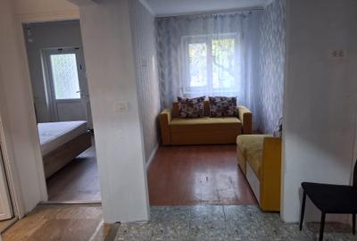 Vand apartament cu 3 camere la parter inalt zona Lipovei - 3