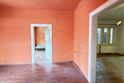 Proprietate cu 2 case | Teren 546 mp | Str. Albinelor Nr.18 - Carei - 11