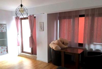 ► Centru Garsoniera Decomandata 33m² Mobilata Utilata LIFT Centrala  pe GAZE - 1