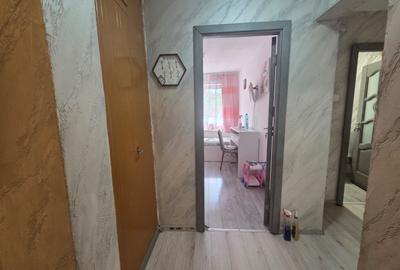 Apartament de inchiriat, 3 camere, decomandat, 52 mp, Mircea cel Batran - 9