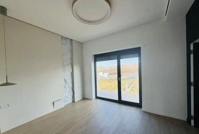 Casǎ Modernǎ în stil mediteanean zona Dealuri Oradea - 8