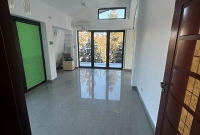 Imobil de inchiriat. - 7