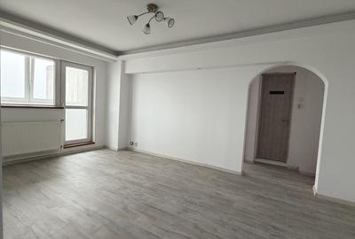 Apartament cu 2 camere semidecomandat în Mihai Bravu
