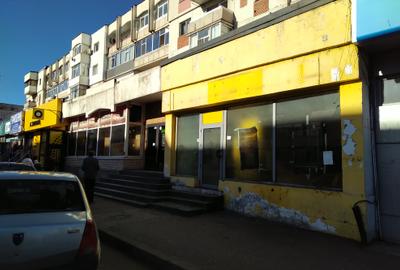 Spatiu comercial complex Trivale 300mp, la bulevard