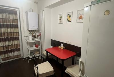 Persoana fizica, Tineretului, 2 camere, 70 mp,  Parter, Balcon, 640 € - 5