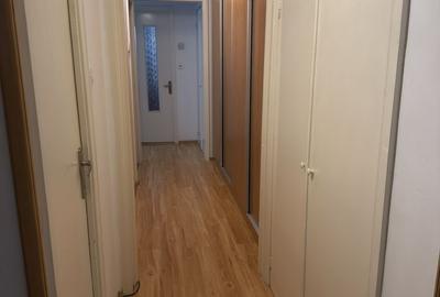Apartament 3 camere decomandate, etaj 2 – zona Piata Centrala - 5