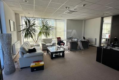 Birou, de 317.82 mp, în Tineretului