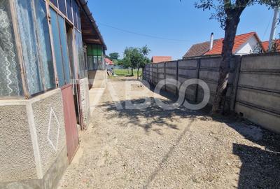 Casa de vanzare 3 camere 90 mpu teren liber 1192 mp in Comuna Mandra - 1