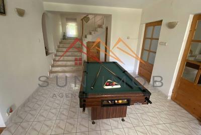 Vila de vanzare, teren 3100 mp, 7 camere, 6 grupuri sanitare, 3 CT, an 1997 - 10