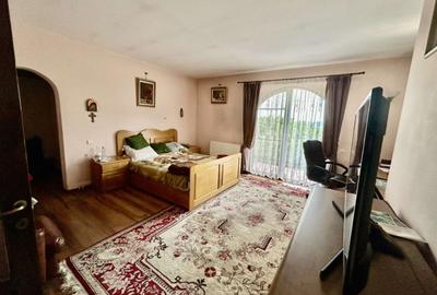 Vilă de familie 1000 mp teren, 6 camere, garaj 2 mașini, foișor - Valea Lupului - 17