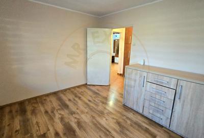 De inchiriat apartament 3 camere Micro 16 Parter - 4