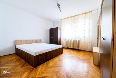 Apartament cu priveliste spre apus , 2 camere, zona Minerva - 1