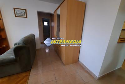 Apartament 3 camere de inchiriat in Alba Iulia zona Centru - 9