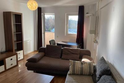 Apartament cu 2 camere, etaj intermediar, balcon, zona Platinia - 3