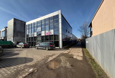 Spațiu industrial, 1200 mp în Exterior Est