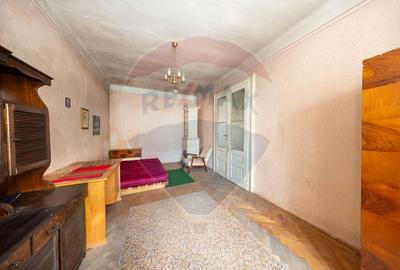 Casă / Vilă cu 3 camere parte din proiectul Muzeul Caselor Nespuse - 11