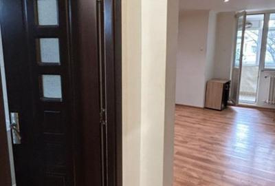 Garsoniera Tatarasi, et 1 - 3