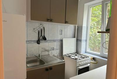 Garsoniera Vatra Luminoasa - metrou Piata Muncii, etaj 2 - 3
