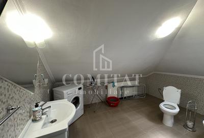 Casa cu 2 apartamente | Ultracentral | ideal investiție - 9