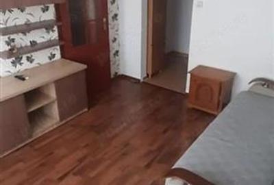 Apartament cu 2 camere Podu Ros Liceul Racovita - 2