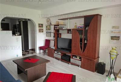 Apartament de 4 camere, cu centrala proprie, foarte spatios, in Militari, la 2 m - 5