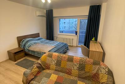 Ap 1 cam spatios, cu balcon, mobilat modern, zona Kaufland Manastur - 1