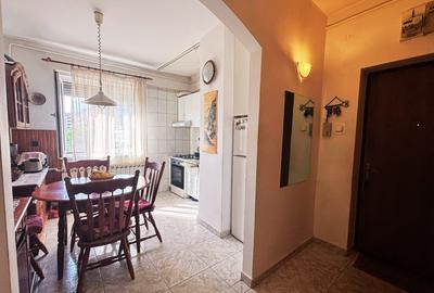 Apartament cu 3 camere decomandat, zona Dacia-Decebal, ideal pentru confort și a - 1