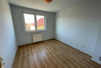 Spatiu pentru afacere sau locuinta – casa cu potential mixt - Terezian - 7