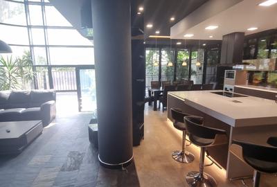 CLINICA COLENTINA i De vanzare 7 camere cu lift 13 pers - 28