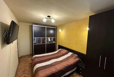 Apartament cu 3 camere semidecomandat, mobilat în Mănăștur