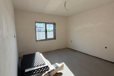 FARA COMISIOANE casa cu 4 camere 2 bai incalzire pardoseala curent 380v asfalt - 7