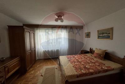 DE ÎNCHIRIAT- apartament 2 camere + garaj - 5