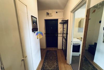 Apartament cu 2 camere semidecomandat în Precista