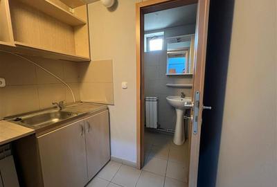 Spatiu comercial (Gheorgheni, Cart. Bucin bl. 18 F) - 16