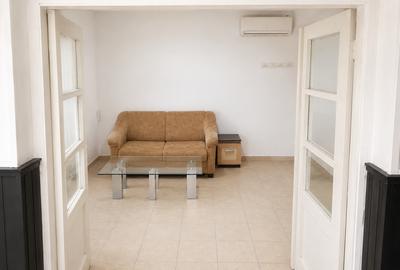 Showroom Stradal, Birou + Depozit | 80 mp | Șos. Colentina - 4