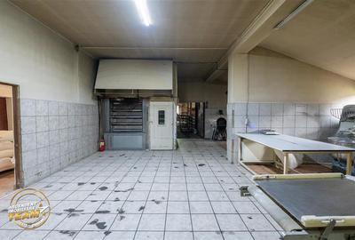 Spatiu comercial+afacere functionala: brutarie,rute de distributie,Ghelinta - 26