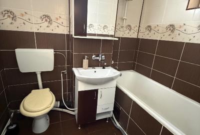 Apartament 3 camere, 68 mp - Zona Centrală, Târgu-Jiu (Parter) - 5