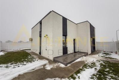 Casă individuală cu 3 camere în Berceni