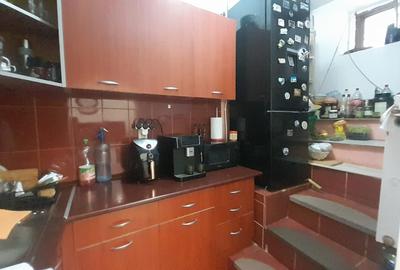 Apartament la casă cu 2 camere, suprafață utilă 64 mp, zona centrală - 7
