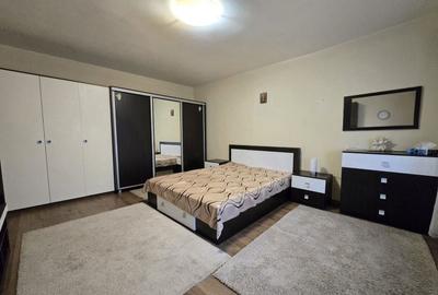 Piata Muncii / 2 Min Metrou / Garsoniera decomandata la cheie - 1