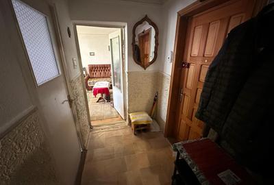 Apartament de vanzare, Sud,  3 camere - 6