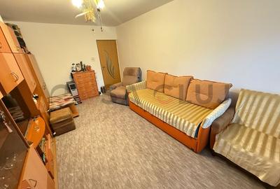 Apartament cu 2 camere decomandat, mobilat în Între Lacuri