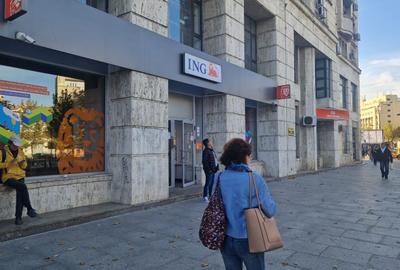 Piata Unirii-Metrou - 130 mp - 4800 euro/ luna - 5