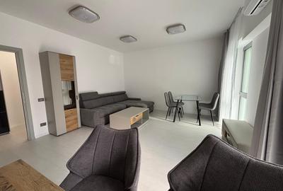 Apartament cu 2 camere semidecomandat, mobilat în Unirii
