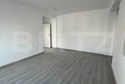 Apartament cu 3 camere decomandat în Vișani