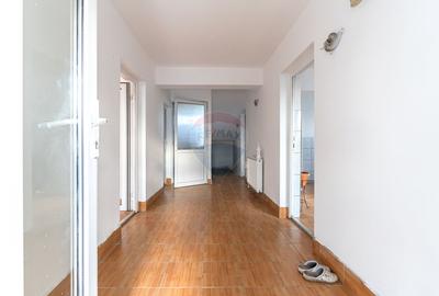 Casa de vanzare | 5 camere | Teren 1,100 mp | STUPINI | COMISION 0% - 30